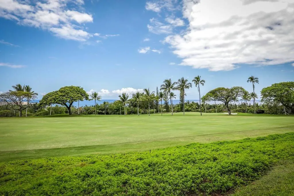 Beautiful 2/2 Condo In Kailua Kona. Ocean View! 凯路亚-科纳